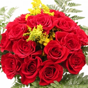 bouquet di rose rosse dall'alto