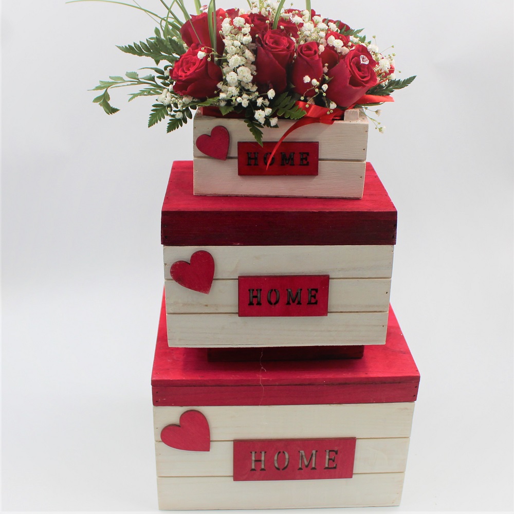 Rose Rosse in Scrigno di Legno tris