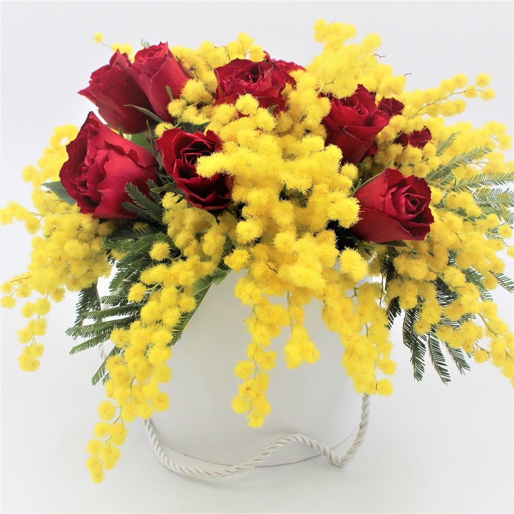 Boxe di Rose e Mimosa da vicino