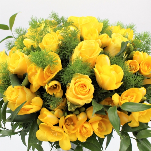 Bouquet Misto Rose e Fresie Dettaglio dx