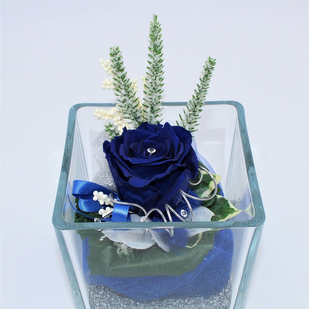 Rosa Stabilizzata in Cubo di Cristallo dett