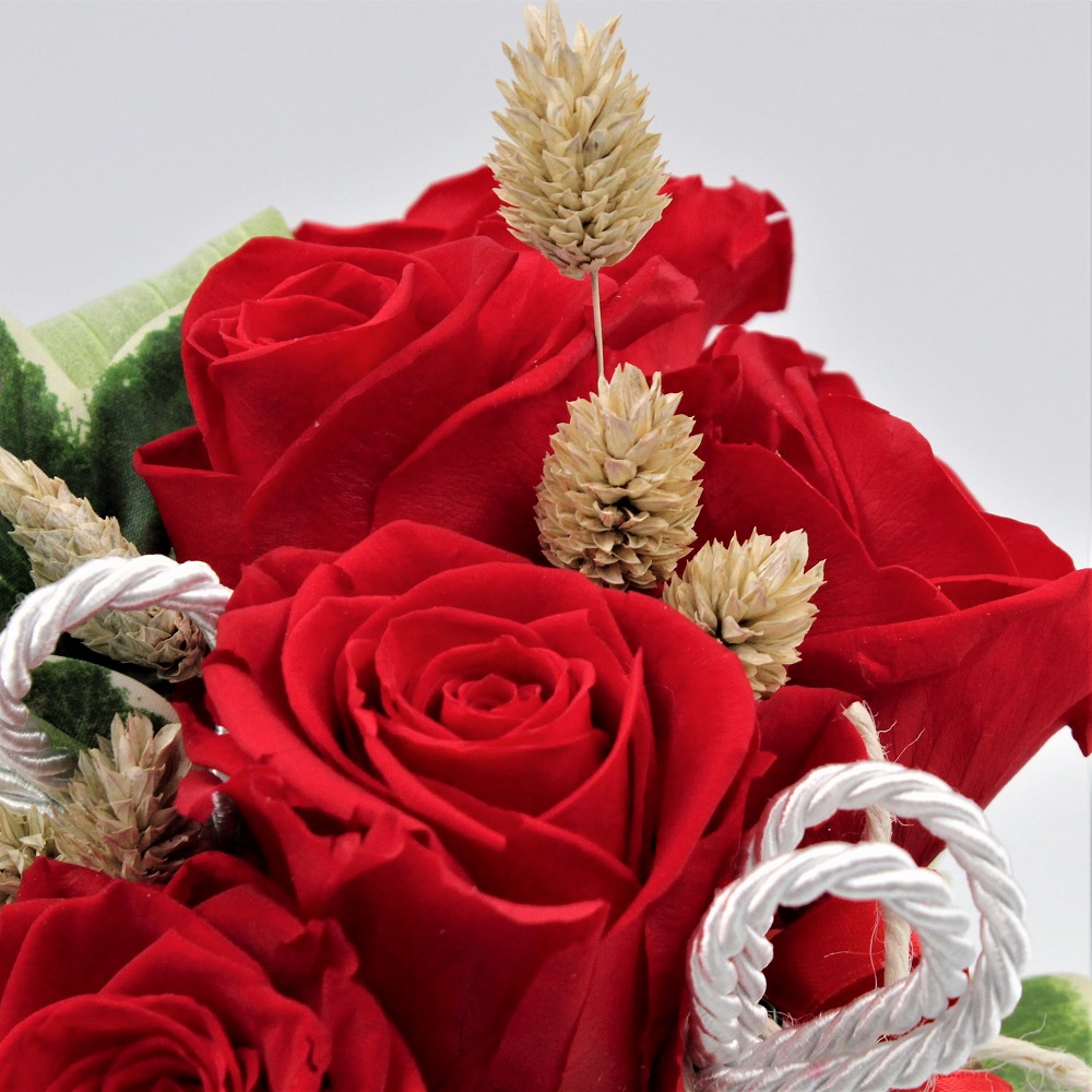 Rose Stabilizzate in cubo di Cristallo dett sx